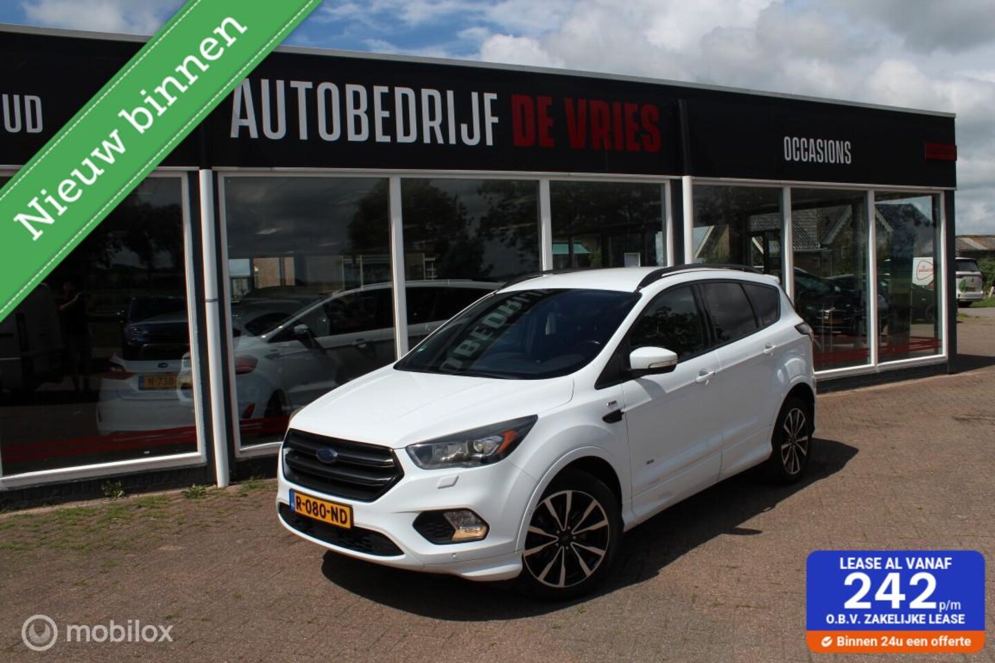 Ford Kuga - 1.5 EcoBoost ST Line 4WD Xenon/Leder/Carplay/Trekhaak - AutoWereld.nl