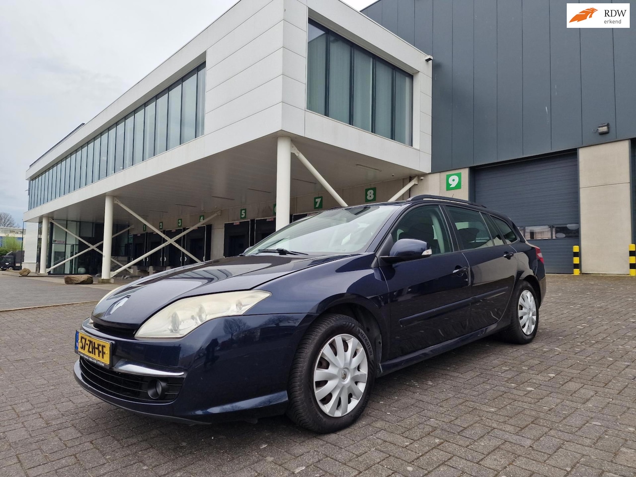 Renault Laguna Estate - 2.0 dCi Expression CRUISE TREKHAAK 2 X SLEUTELS - AutoWereld.nl