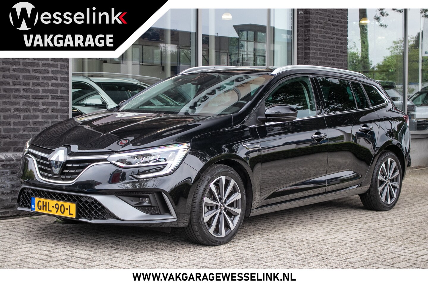 Renault Mégane E-Tech - Estate 1.6 Plug-In Hybrid 160 R.S. Line - Dealer ond. | Navi | Cruise - AutoWereld.nl