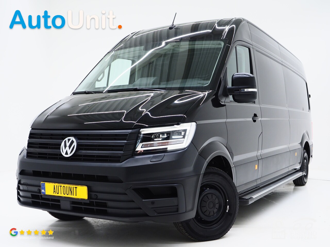 Volkswagen Crafter - 35 2.0 TDI L4H3 | Beklede Laadruimte | LED | Sidesteps | Carplay | Camera | Trekhaak - AutoWereld.nl