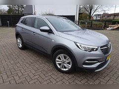 Opel Grandland X - 1.2 Turbo Business Executive 130 PK * AIRCO *LMV * NAVI * KAMERA * LEER *