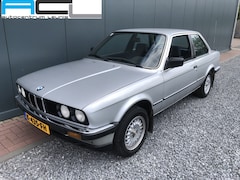 BMW 3-serie - 316 1.8 90pk Sedan E30