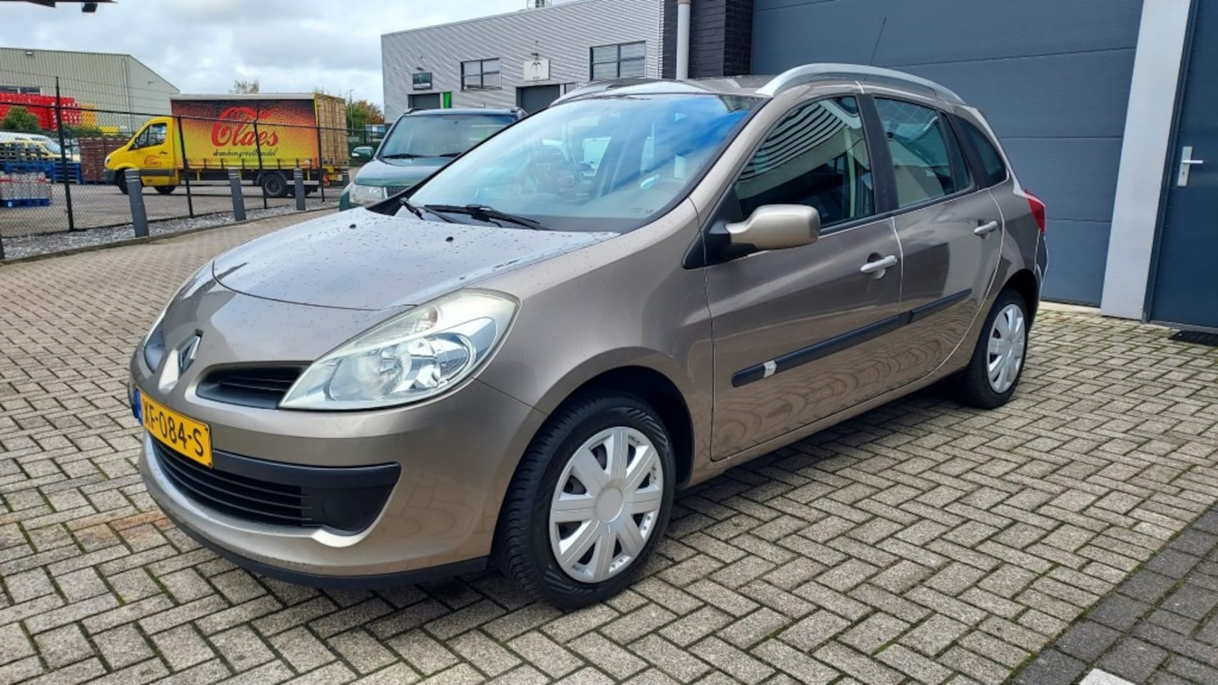Renault Clio - Station 1.2i 16V - AutoWereld.nl