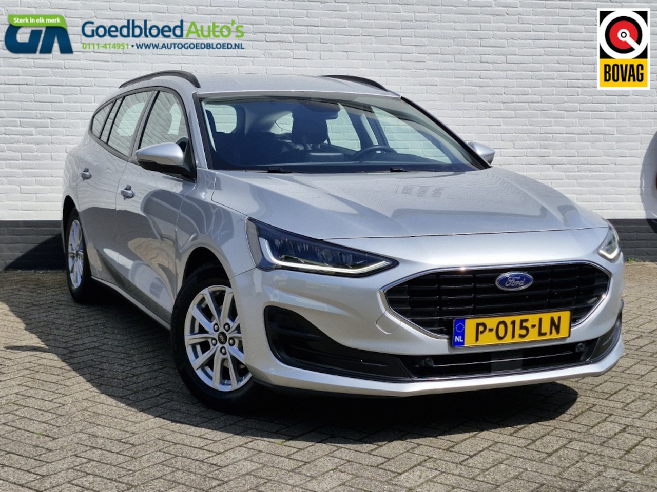Ford Focus Wagon - 100 PK Connected | Parkeersensoren voor + achter | LED verlichti - AutoWereld.nl