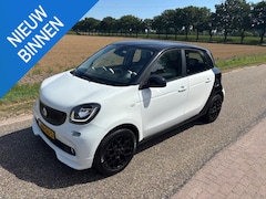 Smart Forfour - 1.0 Brabus Edition 2015 Airco Led 83290 km