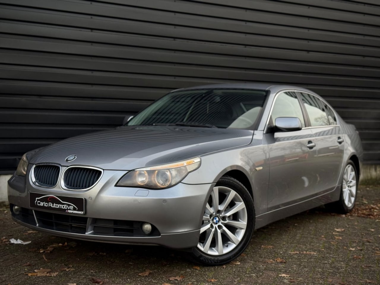 BMW 5-serie - 525i HighExe AUT|COMFORTSEAT|GRNAVI|NAP - AutoWereld.nl