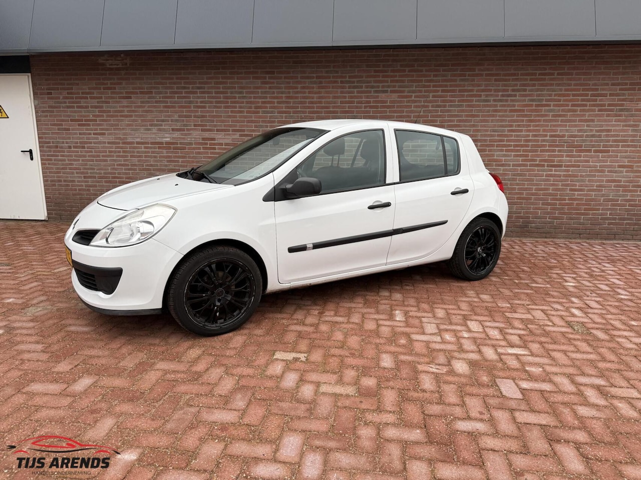 Renault Clio - 1.4-16V|AIRCO|ELEK RAMEN|TREKHAAK| - AutoWereld.nl