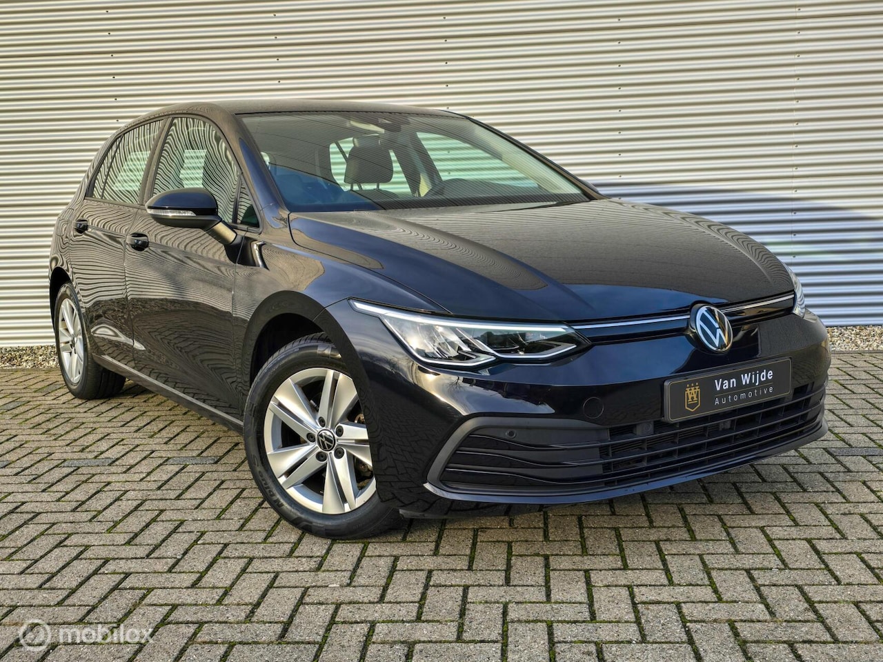 Volkswagen Golf - 1.0 TSI Life INCL BTW SFEER VIRTUAL ACC LED - AutoWereld.nl