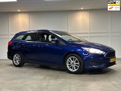 Ford Focus Wagon - 1.0 Ecoboost / 2015 / Navi / Cruise