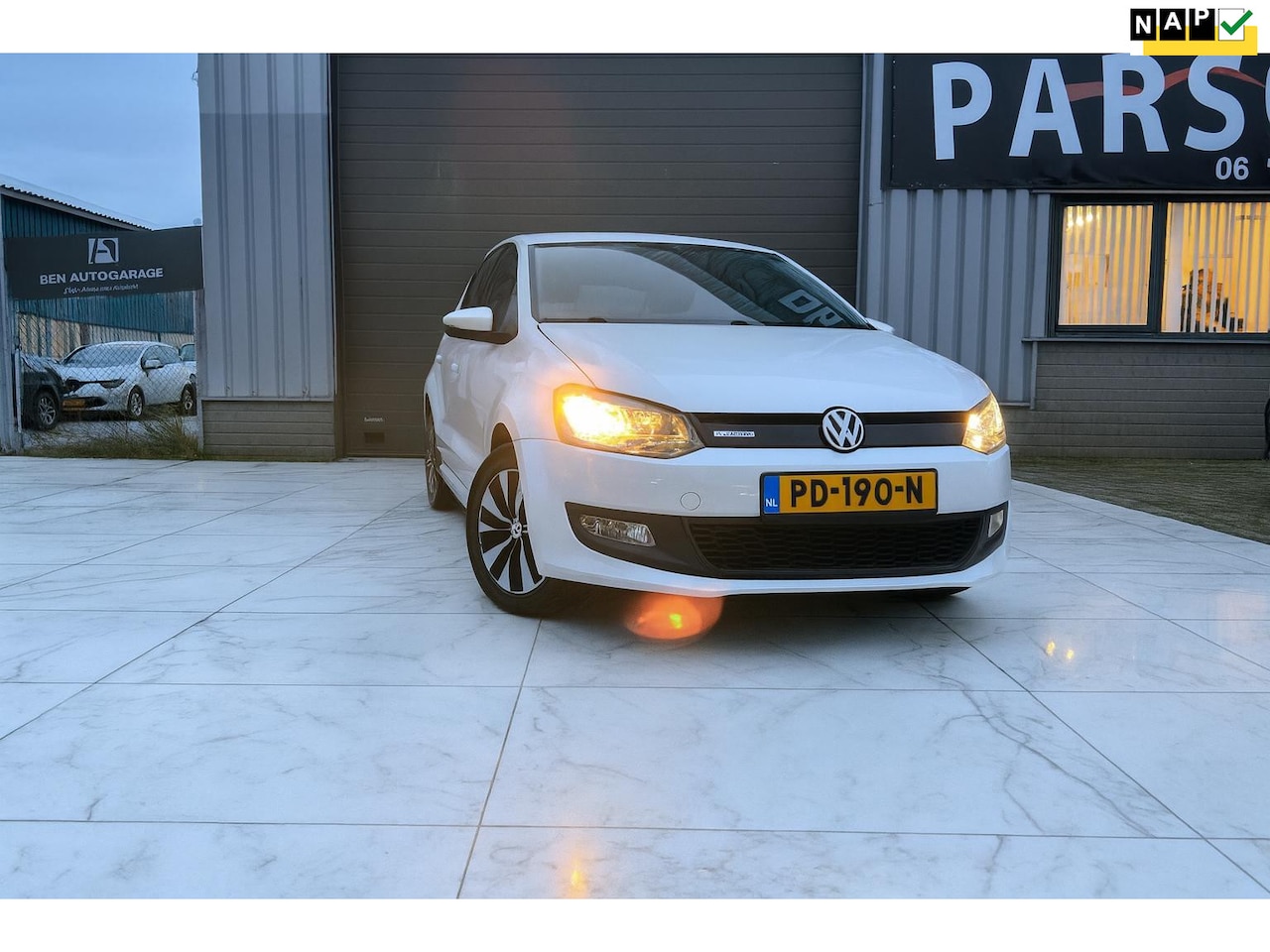 Volkswagen Polo - 1.0 BlueMotion Edition Airco/Carplay/Navi - AutoWereld.nl