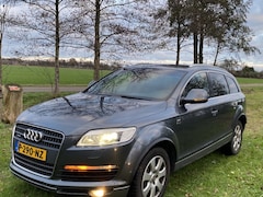 Audi Q7 - gereserveer 7 PERSOONS YOUNGTIMER 4.2 TDI quattro 5+2