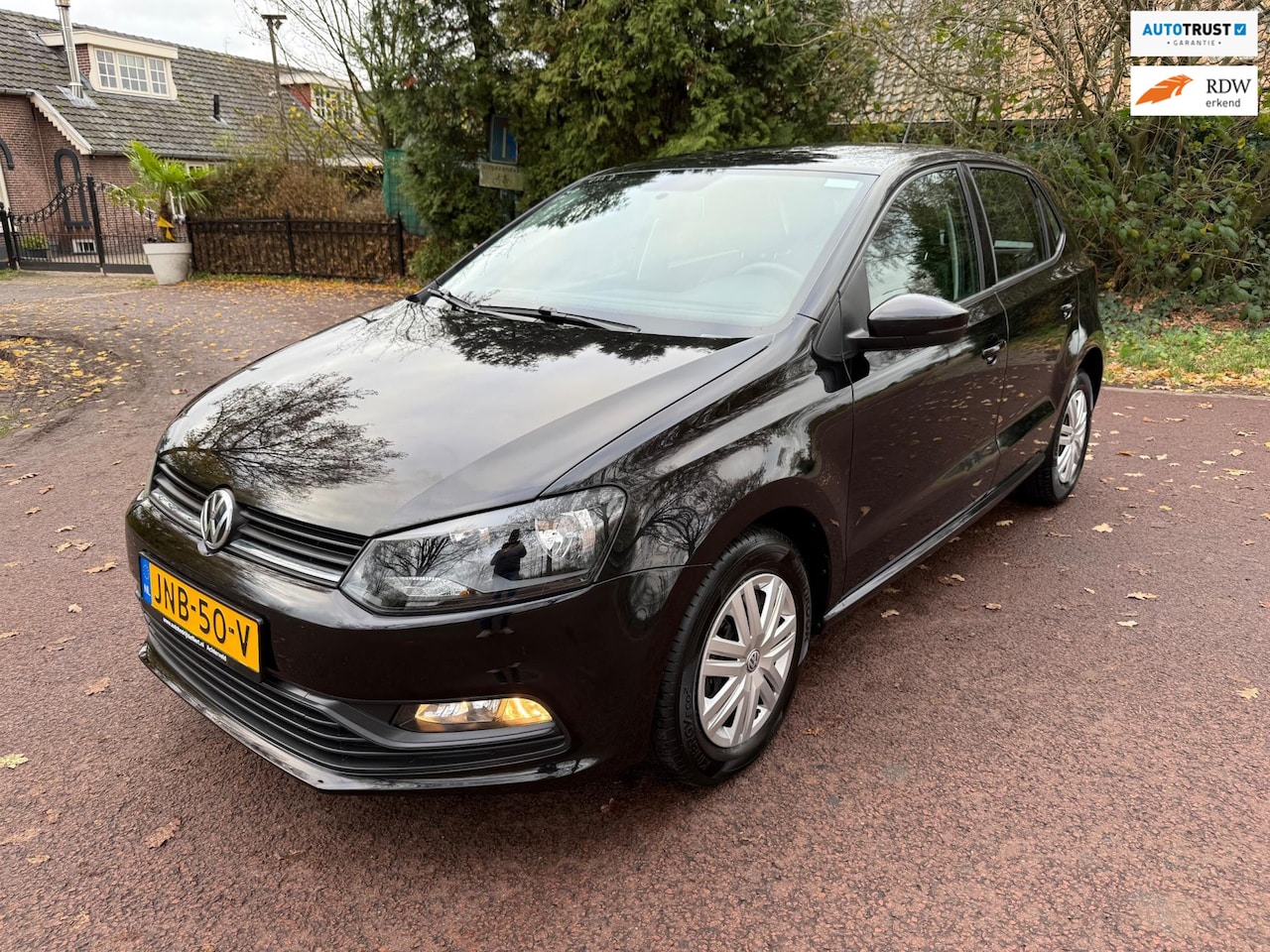 Volkswagen Polo - 1.0 Airco / Parkeersens. / AUX / 2016 / APK. - AutoWereld.nl