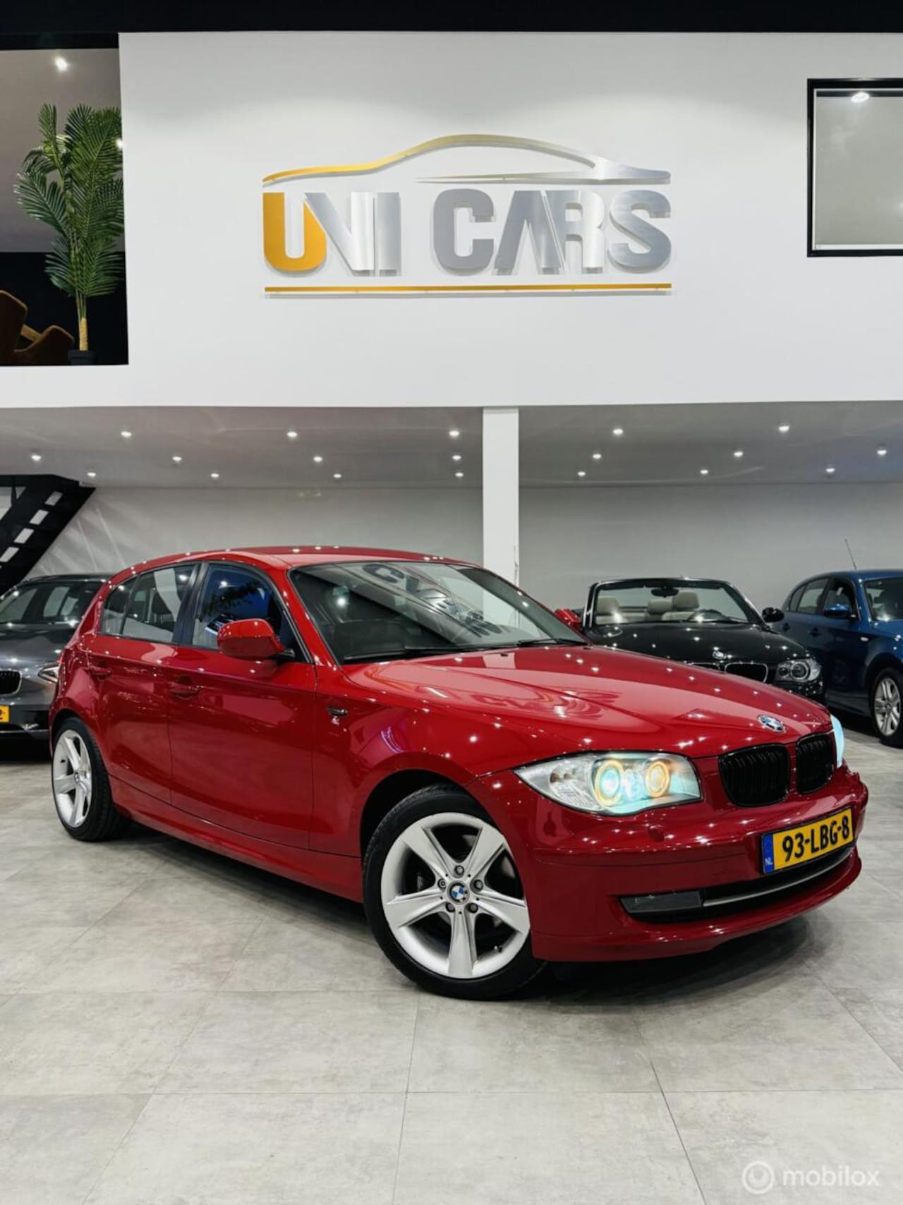 BMW 1-serie - 120i high Executive 170 PK|Leder|Xenon|LM 17|APK - AutoWereld.nl