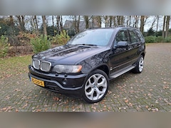 BMW X5 - 4.4i Executive MEMORY CLIMA 20"LMV PDC TV-SCHERMEN