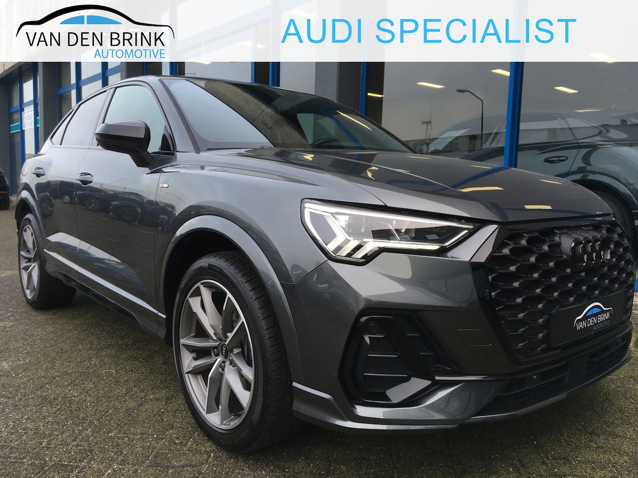Audi Q3 Sportback - 45 TFSIe 245 pk S-Line Black Edition - AutoWereld.nl