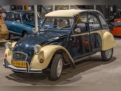 Citroën 2 CV - 6 Special Dolly replica donkerblauw/ beige