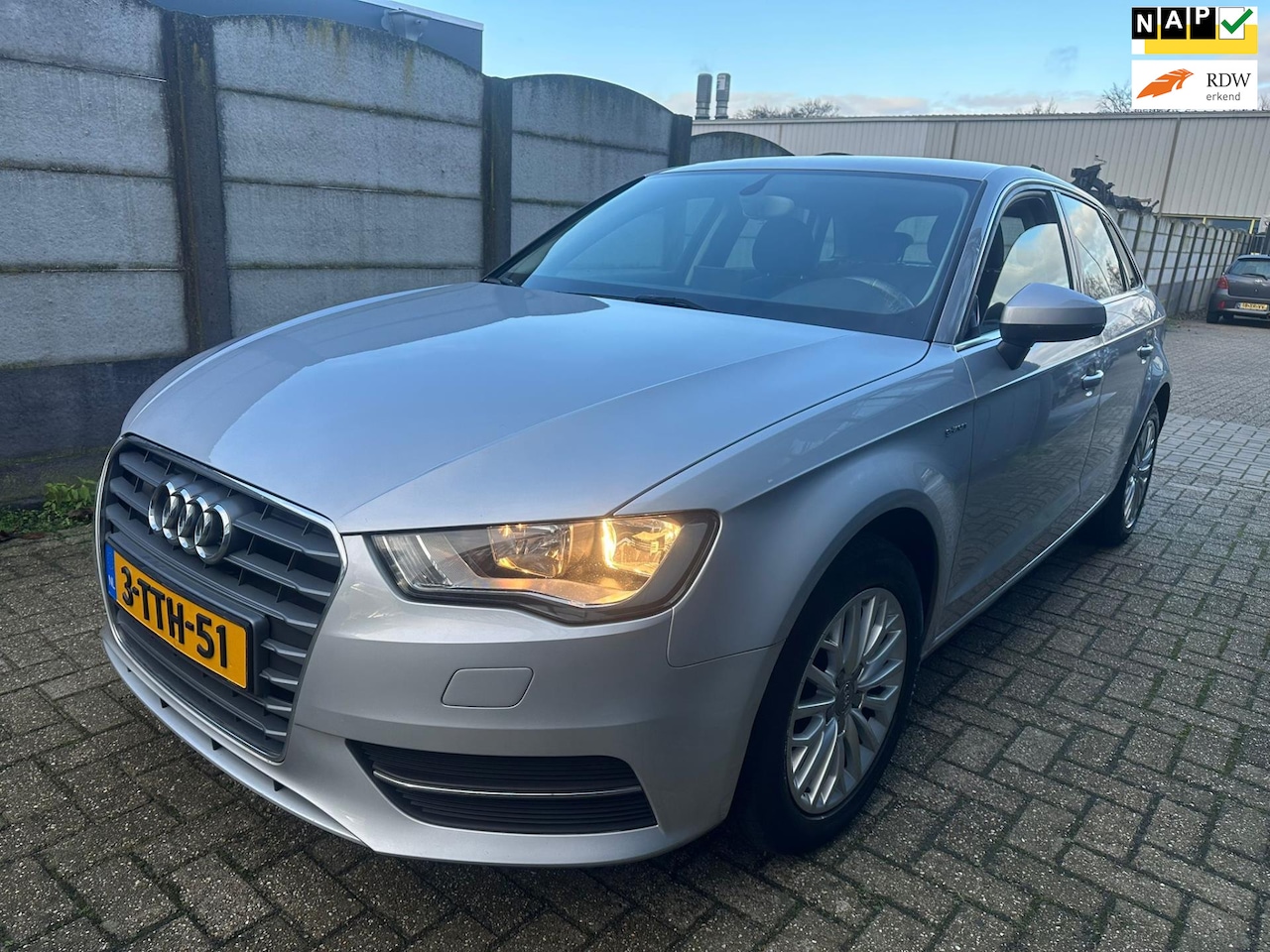 Audi A3 Sportback - 1.4 TFSI Attraction Pro Line g-tron AUTOMAAT/ AIRCO/ LM VELGEN! - AutoWereld.nl
