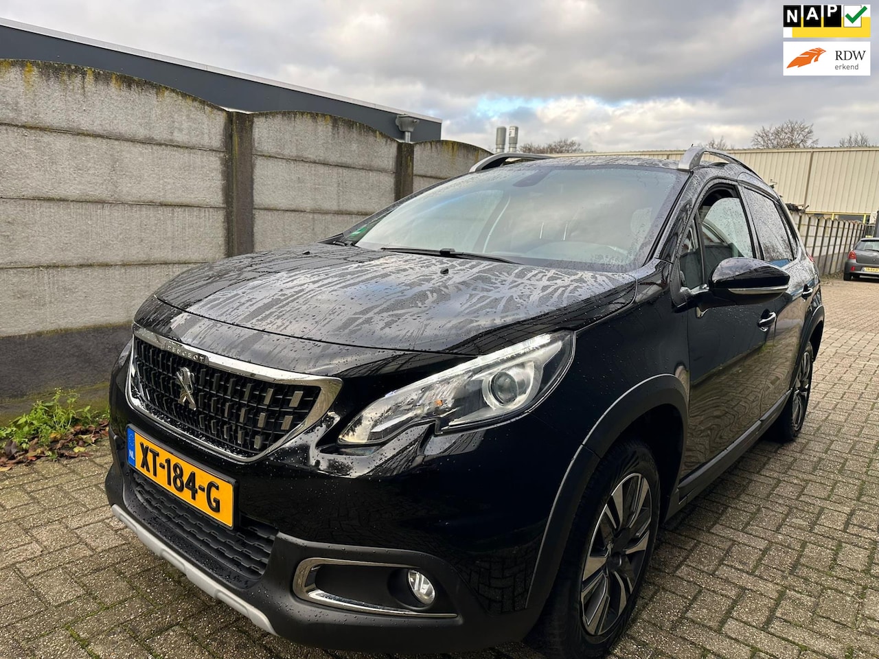 Peugeot 2008 - 1.2 PureTech Allure CLIMA/ CAMERA/ LM VELGEN/ LEER! - AutoWereld.nl