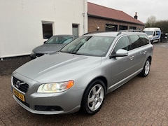 Volvo V70 - T4 Summum Automaat