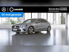 Mercedes-Benz A-klasse - 180 Luxury Line | Distronic | Getin glas | Stoelverwarming | Achteruitrijcamera | Apple Ca