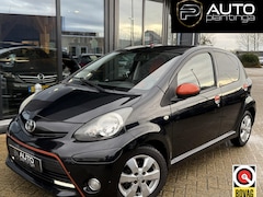 Toyota Aygo - 1.0 VVT-i Dynamic Orange | Volledige Onderhoudshistorie | NL Auto | Airco | 5 deurs | 2 sl