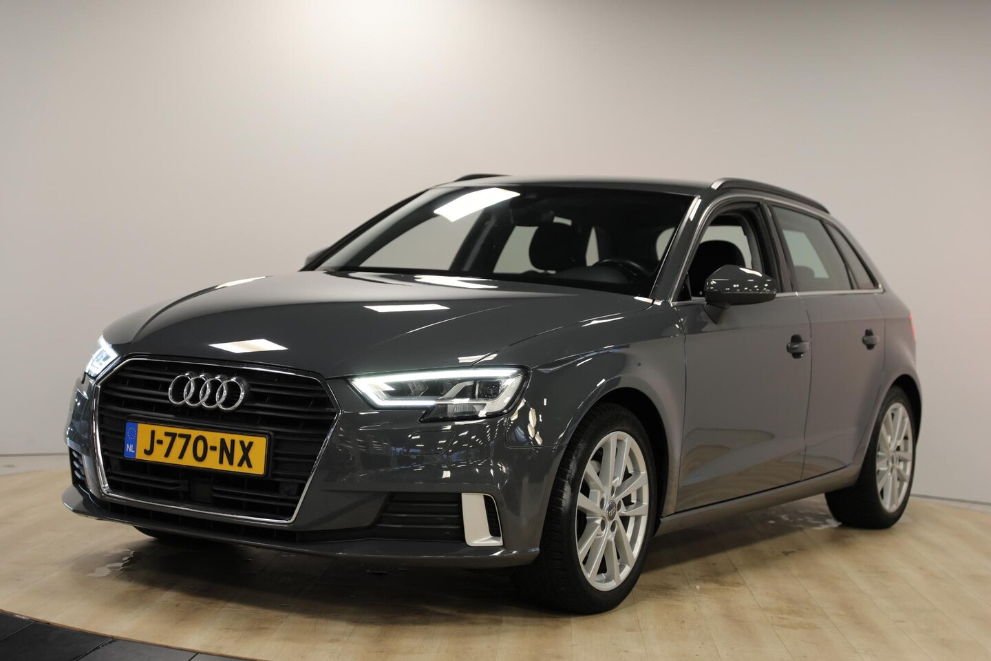 Audi A3 Sportback - 1.4 TFSI CoD Design Pro Line Plus | Digital cockpit | Stoelverwarming | Cruise adaptief - AutoWereld.nl
