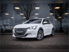 Peugeot e-208 - EV Allure 50 kWh * Camera * Stoelverwarming * Rijbereik tot 340km (WLTP)