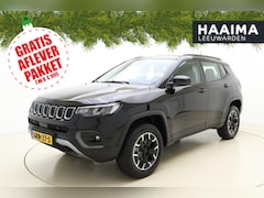 Jeep Compass - 4xe 240 Plug-in Hybrid Electric Overland | Navigatie via Carplay | Camera | Keyless | Lich