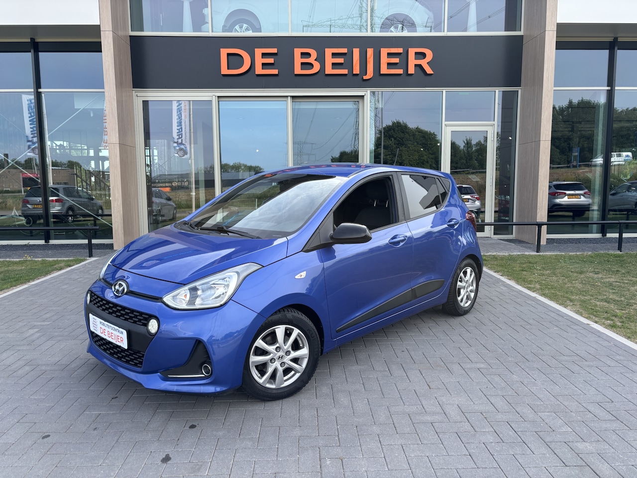 Hyundai i10 - 1.2i 85pk Automaat Airco I Bluetooth I Stoelverw. - AutoWereld.nl