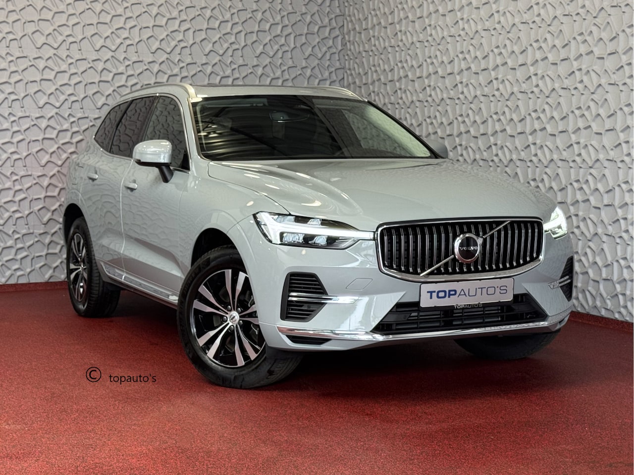 Volvo XC60 - ✅NIEUWE AUTO✅ VAPOUR GREY 2.0 T6 350 PK PHEV LEER AWD PLUS BRIGHT LONG RANGE PANO PERF.AUD - AutoWereld.nl