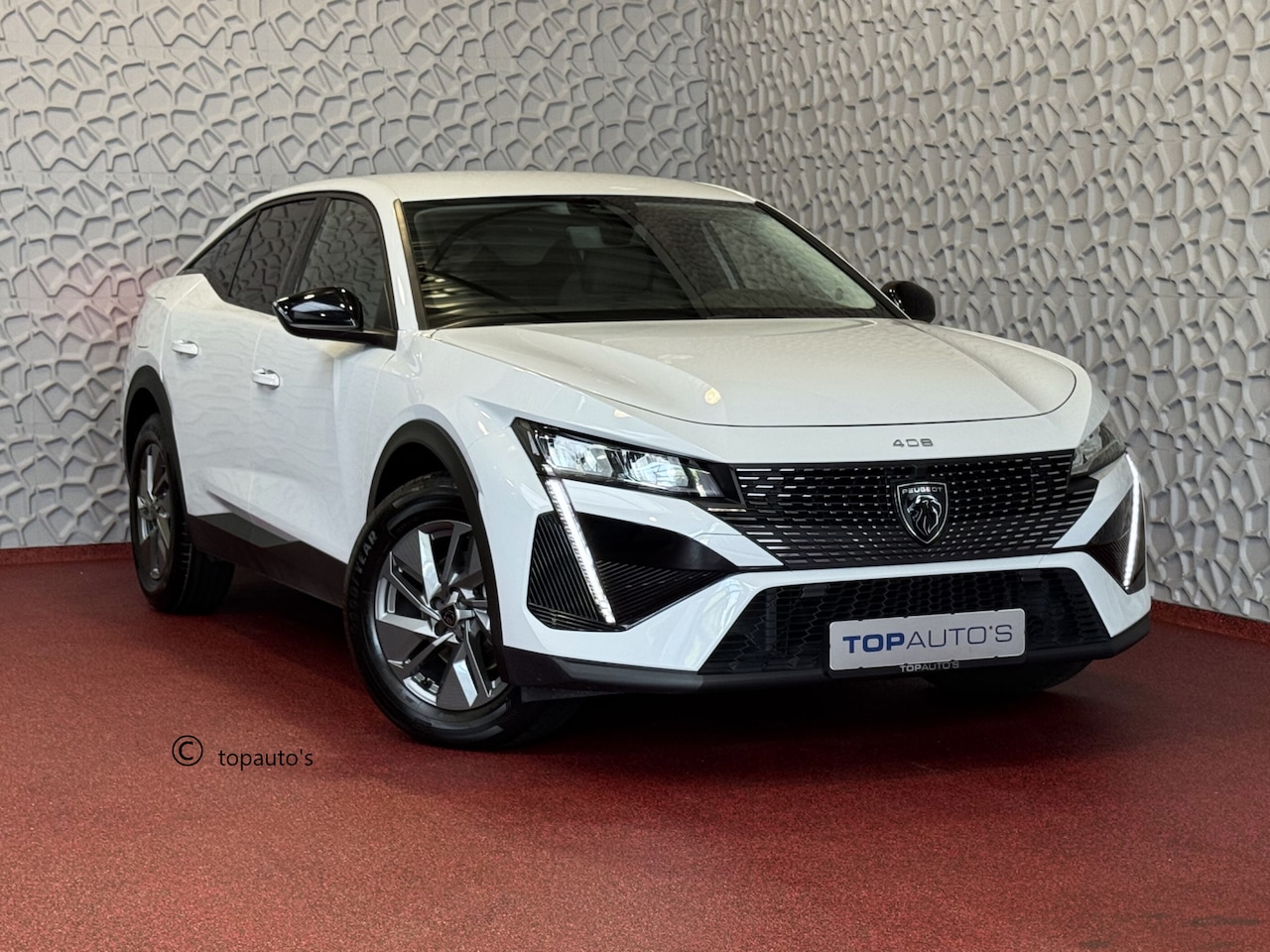 Peugeot 408 - ALLURE 130 PK COMFORT NAVI 180. CAMERA LED HALF LEER - AutoWereld.nl