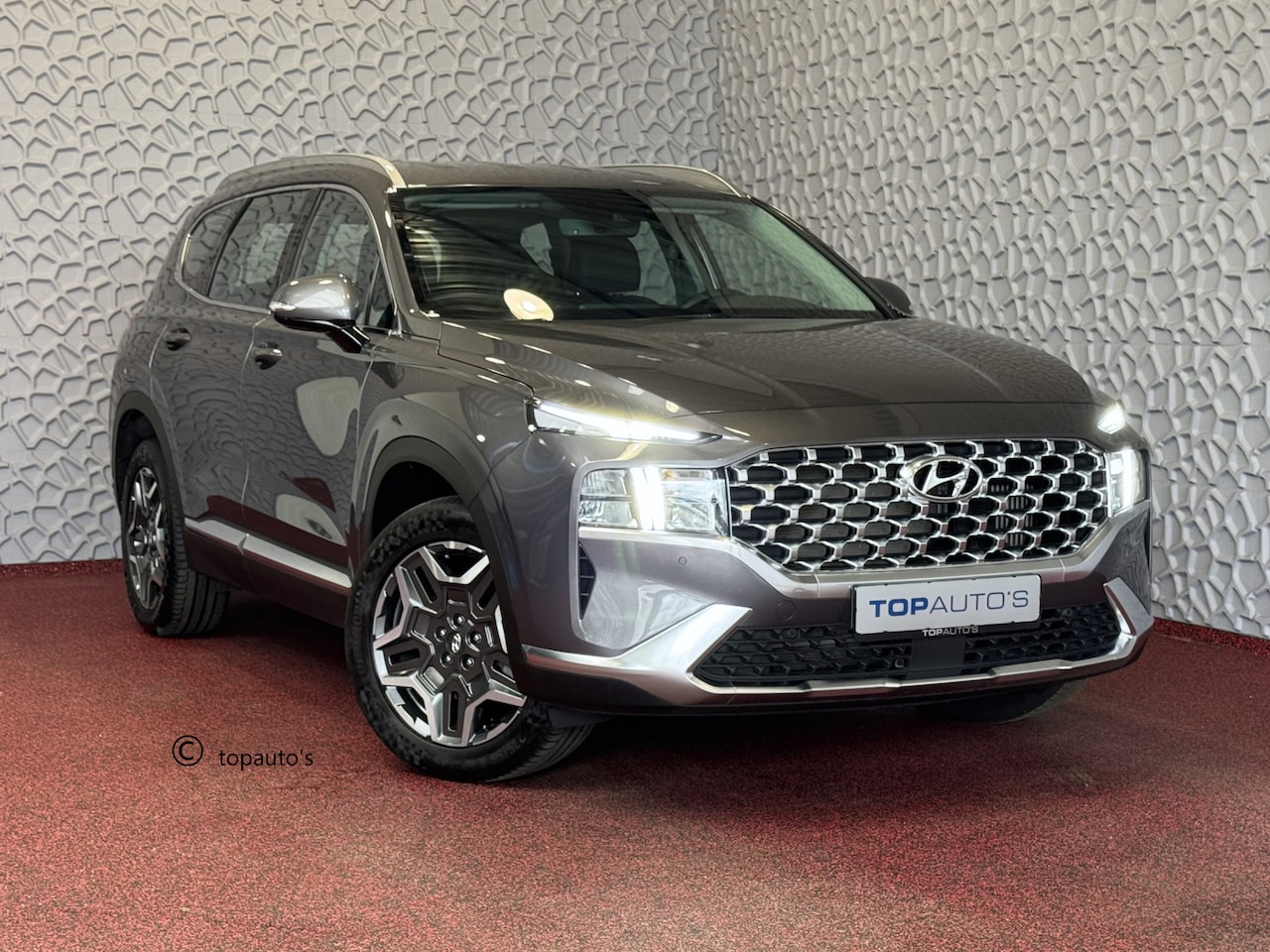 Hyundai Santa Fe - 1.6 T-GDI PHEV PREMIUM 7P AWD LEER ELEK.KLEP CAMERA NAVI STOEL/STUUR VERW. PLUG IN HYBRID - AutoWereld.nl