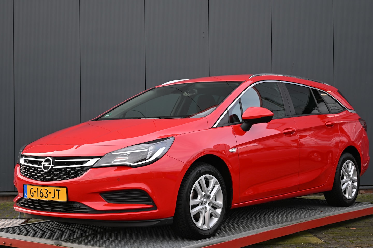 Opel Astra Sports Tourer - 1.4 Turbo Business 1.4 Turbo Business - AutoWereld.nl