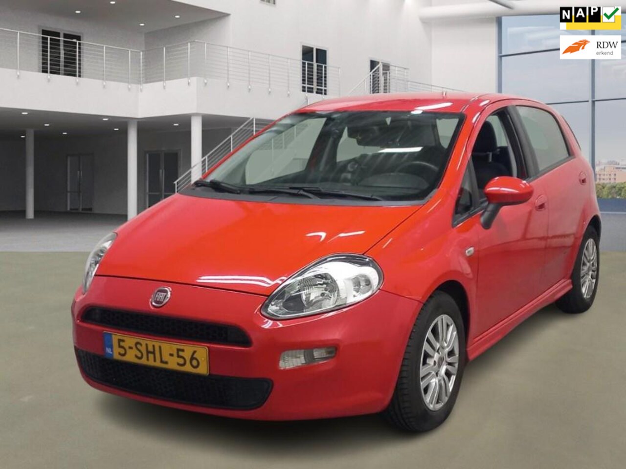 Fiat Punto Evo - 1.3 M-Jet Edizione Cool/AIRCO/CRUISE/TREKHAAK/PSENSOR/ - AutoWereld.nl