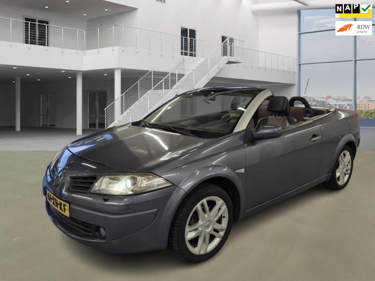 Renault Mégane coupé cabriolet - 2.0-16V T Exception|PANO|XENON|PSENSOR|LEDER|LAGE KM MET NAP| - AutoWereld.nl