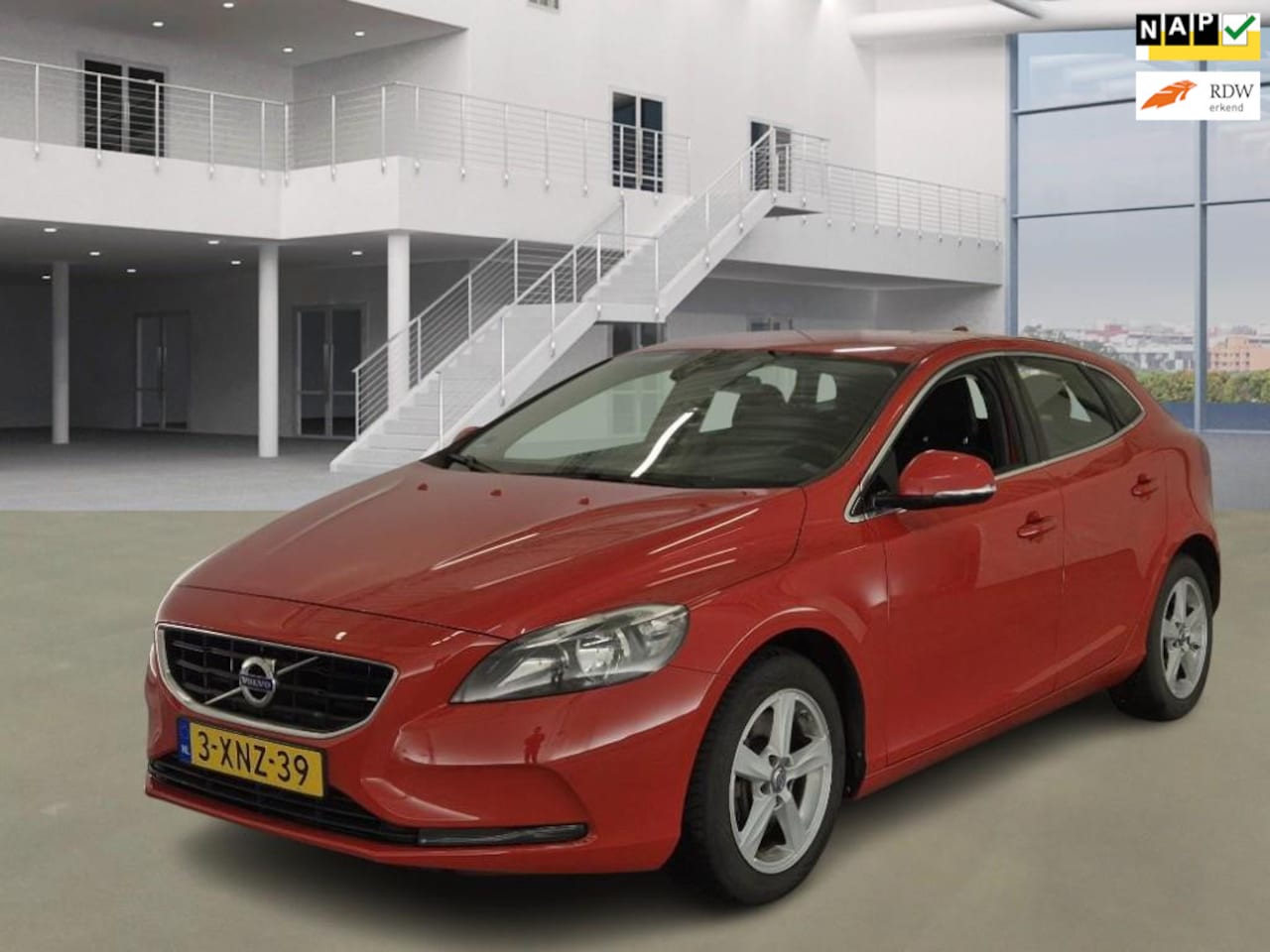Volvo V40 - 2.0 D4 Momentum Business 2.0 D4 Momentum Business - AutoWereld.nl