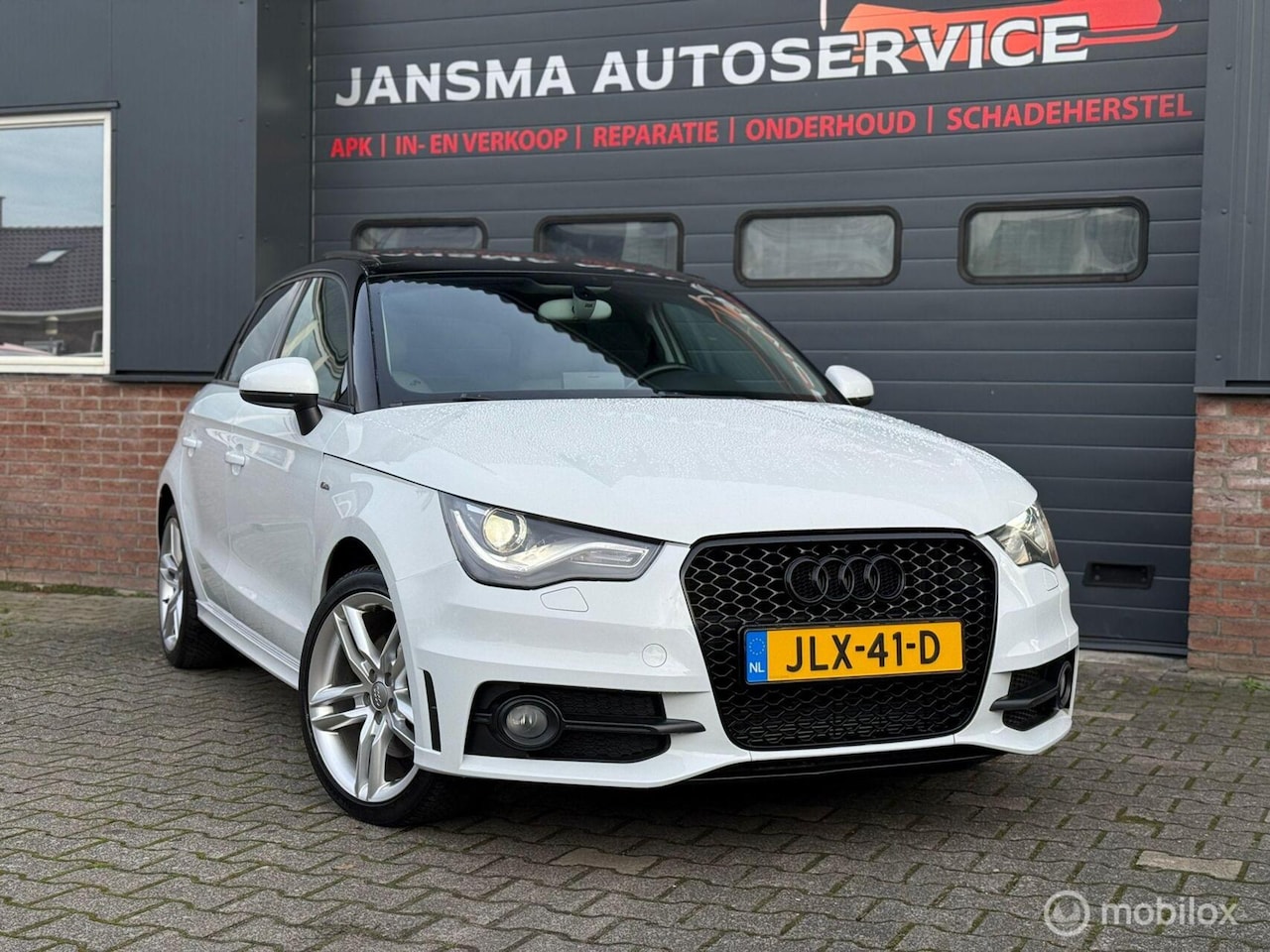 Audi A1 Sportback - 1.4 TFSI- S Line APK 2027 PANO /CRUISE/NAVI - AutoWereld.nl