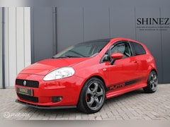Fiat Grande Punto - 1.4 16v Sport | Recaro | 18” Breedset