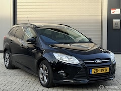 Ford Focus Wagon - 1.0 EcoBoost Lease Titanium