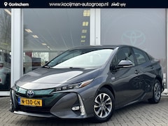 Toyota Prius - 1.8 Plug-in Dynamic edition | NL-auto | BTW auto | Navigatie | HUD | Dodehoek detectie | M