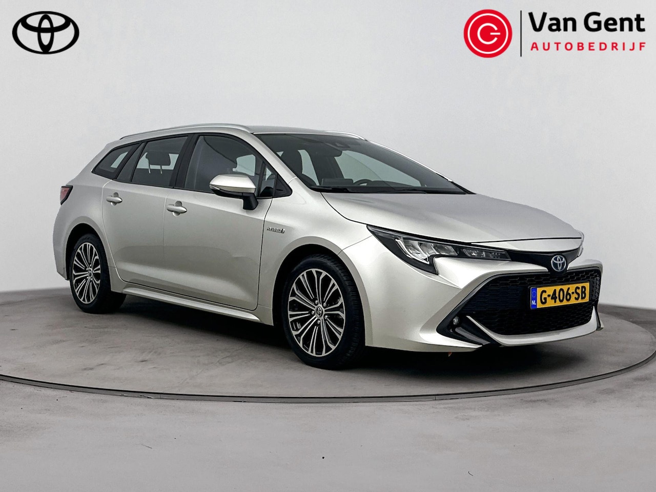 Toyota Corolla Touring Sports - 1.8 Hybrid Dynamic | Navigatie | Apple Carplay / Android Auto | Stoelverwarming | Adaptive - AutoWereld.nl