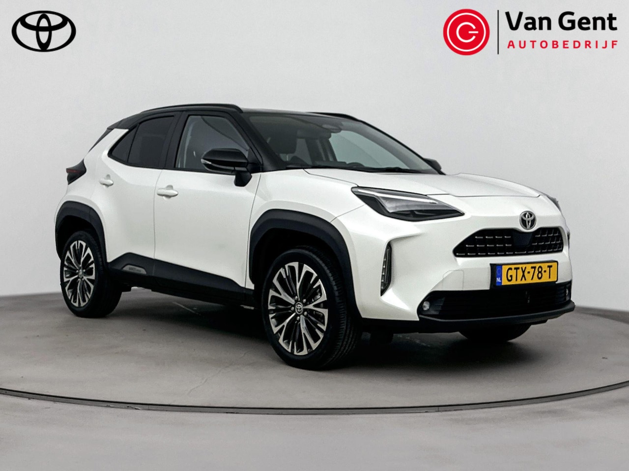 Toyota Yaris Cross - 1.5 Hybrid 130 Executive | Navigatie | Stoelverwarming | 18 inch | Adaptive Cruise | Apple - AutoWereld.nl