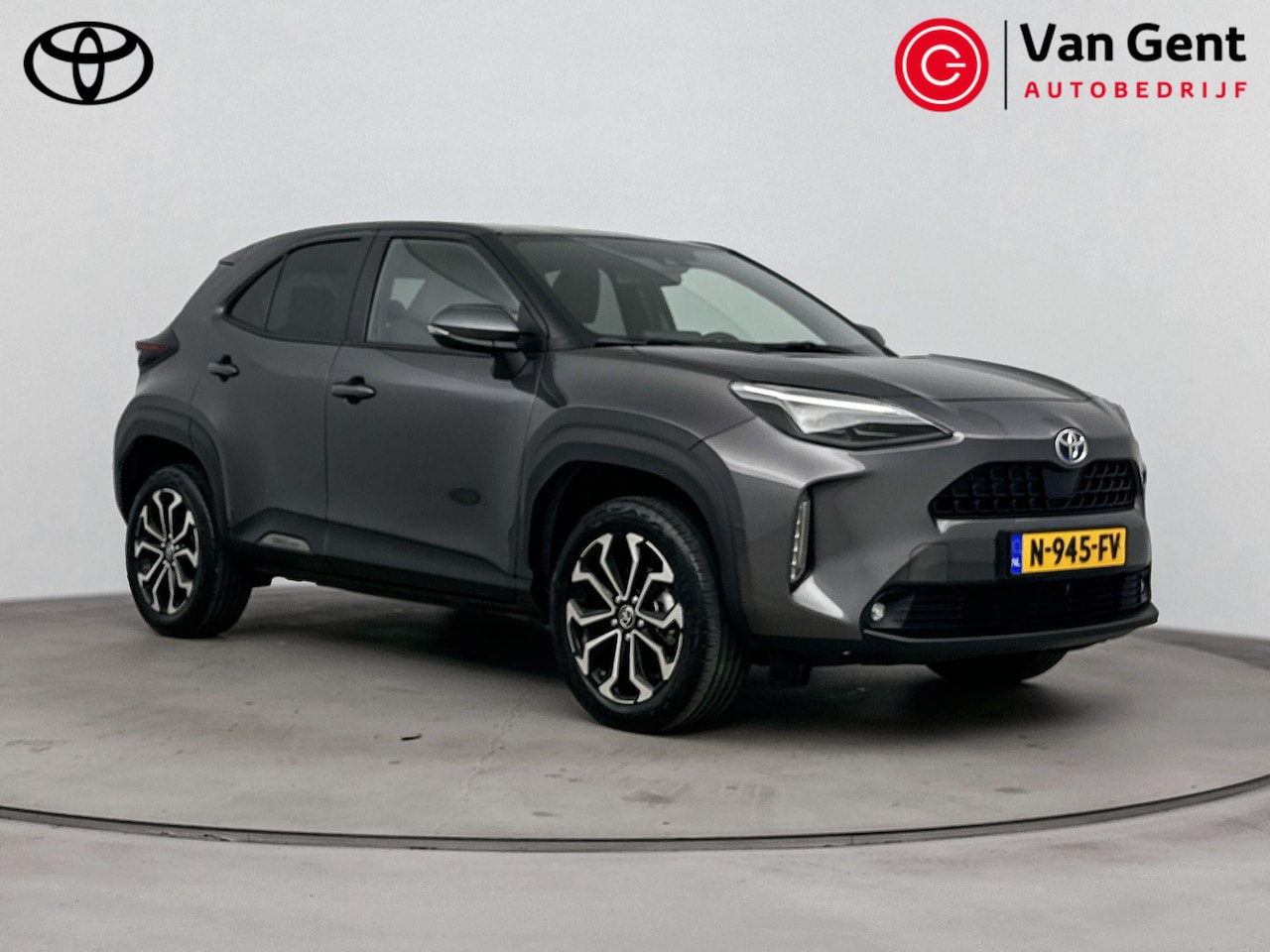 Toyota Yaris Cross - 1.5 Hybrid First Edition | Navigatie | Adaptive Cruise | Keyless | Full LED | Apple Carpla - AutoWereld.nl