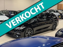 BMW 3-serie Touring - 330e M-Pakket, Pano, Apple Carplay, Voll Led, Navi, Hud, Cam, Private Glas, Shadow Line, D