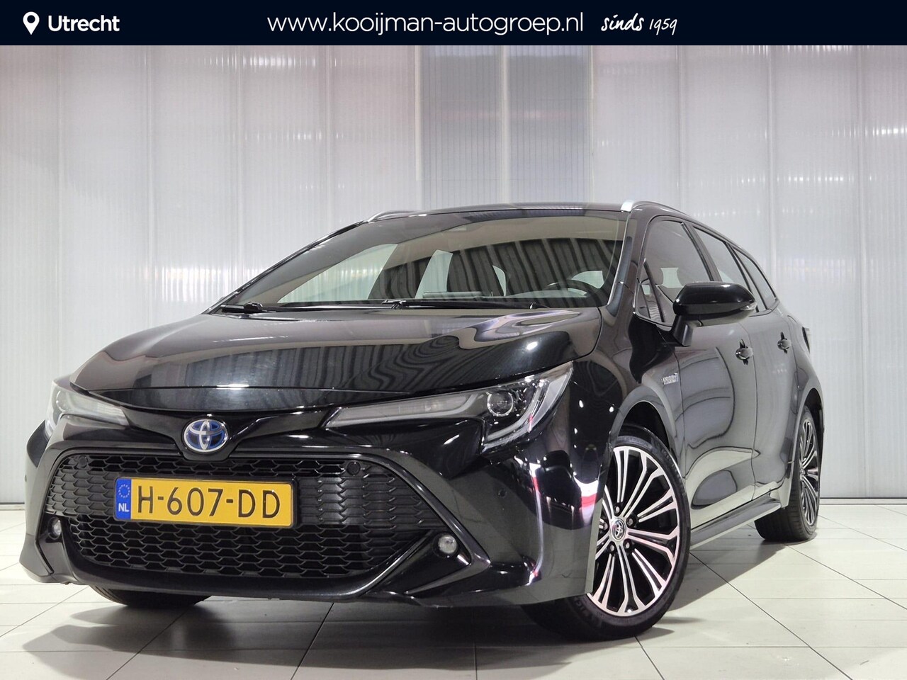 Toyota Corolla Touring Sports - 2.0 Hybrid Style | Lichtmetalen velgen | Dealer onderhouden | - AutoWereld.nl