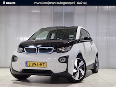 BMW i3 - Basis Comfort Advance 22 kWh | 19'' LM Velgen | Stoelverwarming | Nette auto |