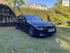BMW 3-serie Touring - 316d Business Edition Plus I 1ste Eig I Dealer ond I Trekhaak I BTW I Apple I 12 Mnd gar I