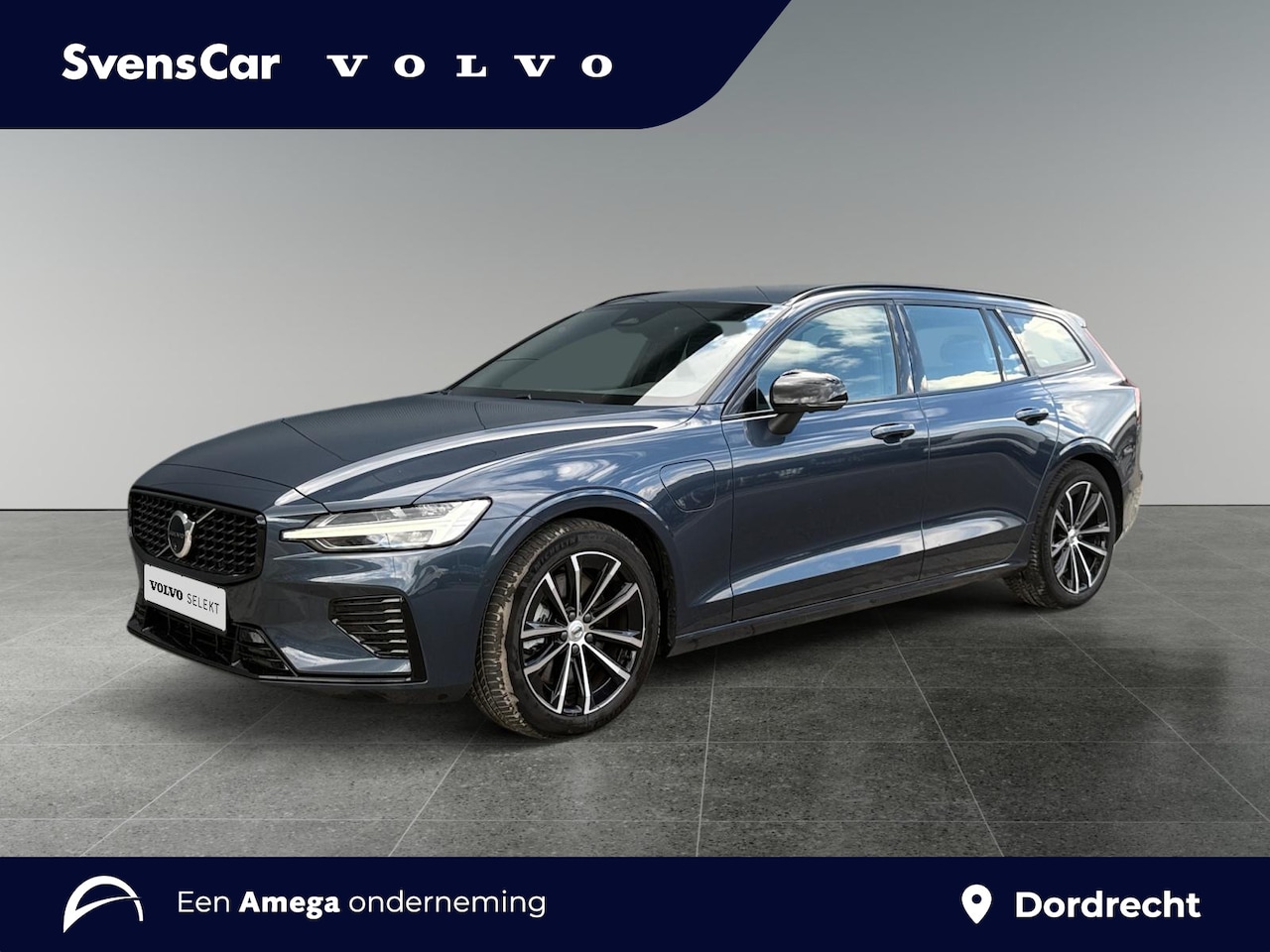 Volvo V60 - 2.0 T6 Plug-in hybrid AWD Plus Dark | Stoelverwarming | Sportstoelen | Trekhaak | Verwarmb - AutoWereld.nl