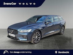 Volvo V60 - 2.0 T6 Plug-in hybrid AWD Plus Dark | Sportstoelen | Harman/Kardon | Trekhaak | 360 graden