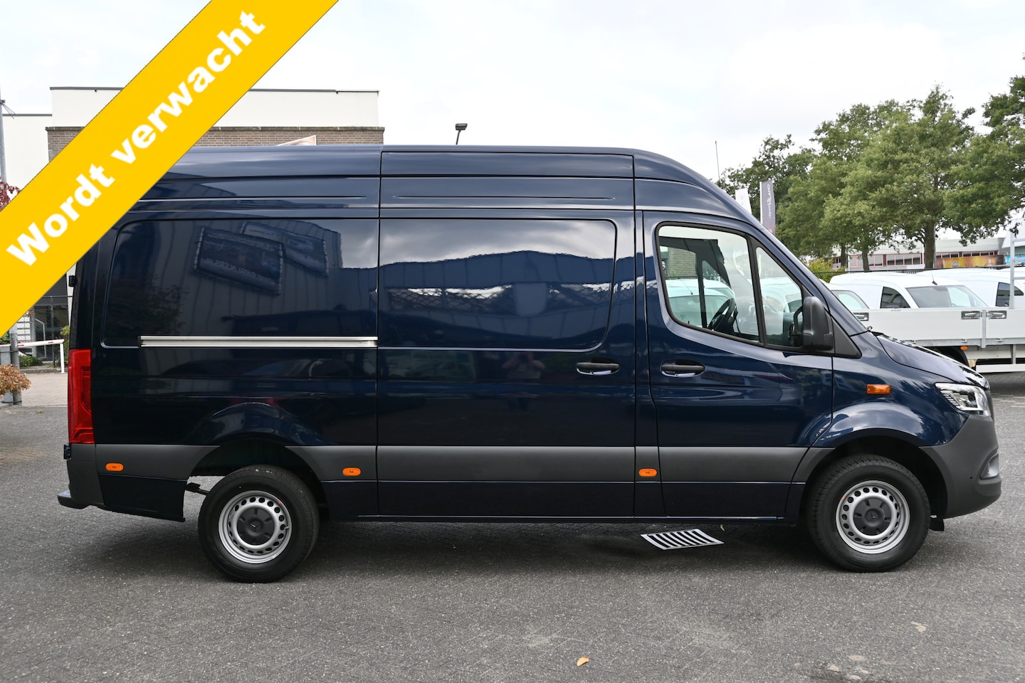 Mercedes-Benz Sprinter - 317 CDI L2H2 Pro HD LED, Navigatie met parkeerpakket, Geveerde stoel met verwarming - AutoWereld.nl